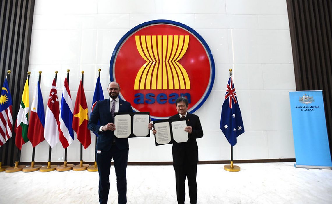 Signing-ceremony-for-the-MOU-on-the-Australia-for-ASEAN-Future-Initiative-pqlk2v4rvyh2u0qx7piyea5qa8v8mbdbmij2g6y164.jpg