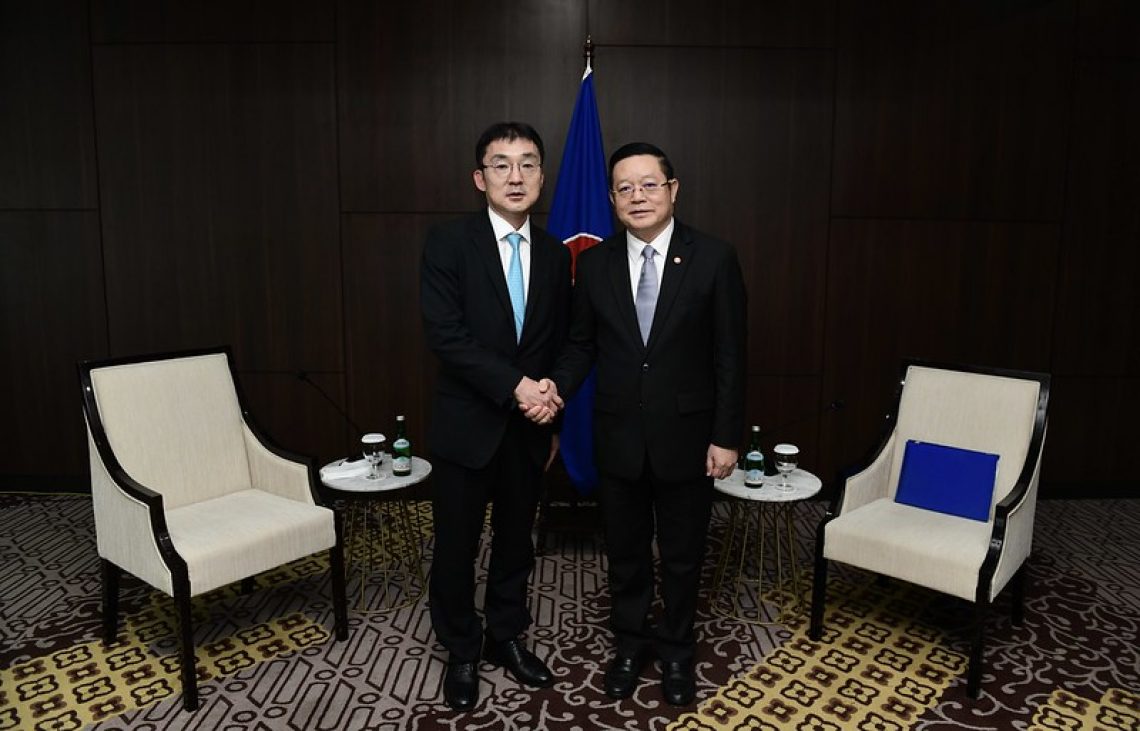 Special-Advisor-to-the-President-of-ERIA-pays-courtesy-call-on-the-Secretary-General-of-ASEAN-11-q1ezfr9dw8gzyecou7tvea21zc4i3k1rc79v3htymm.jpg