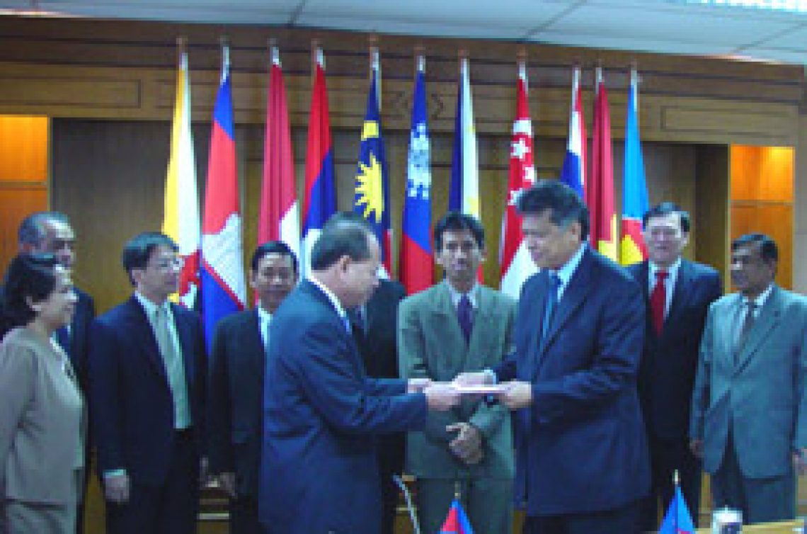 Press-Release-Cambodia-Deposits-Its-Instrument-of-Ratification-of-the-ASEAN-Charter-ASEAN-Secretariat-pcgjh5wc34hcq919dfodk65m85pwz1v4xg6e9bid84.jpg